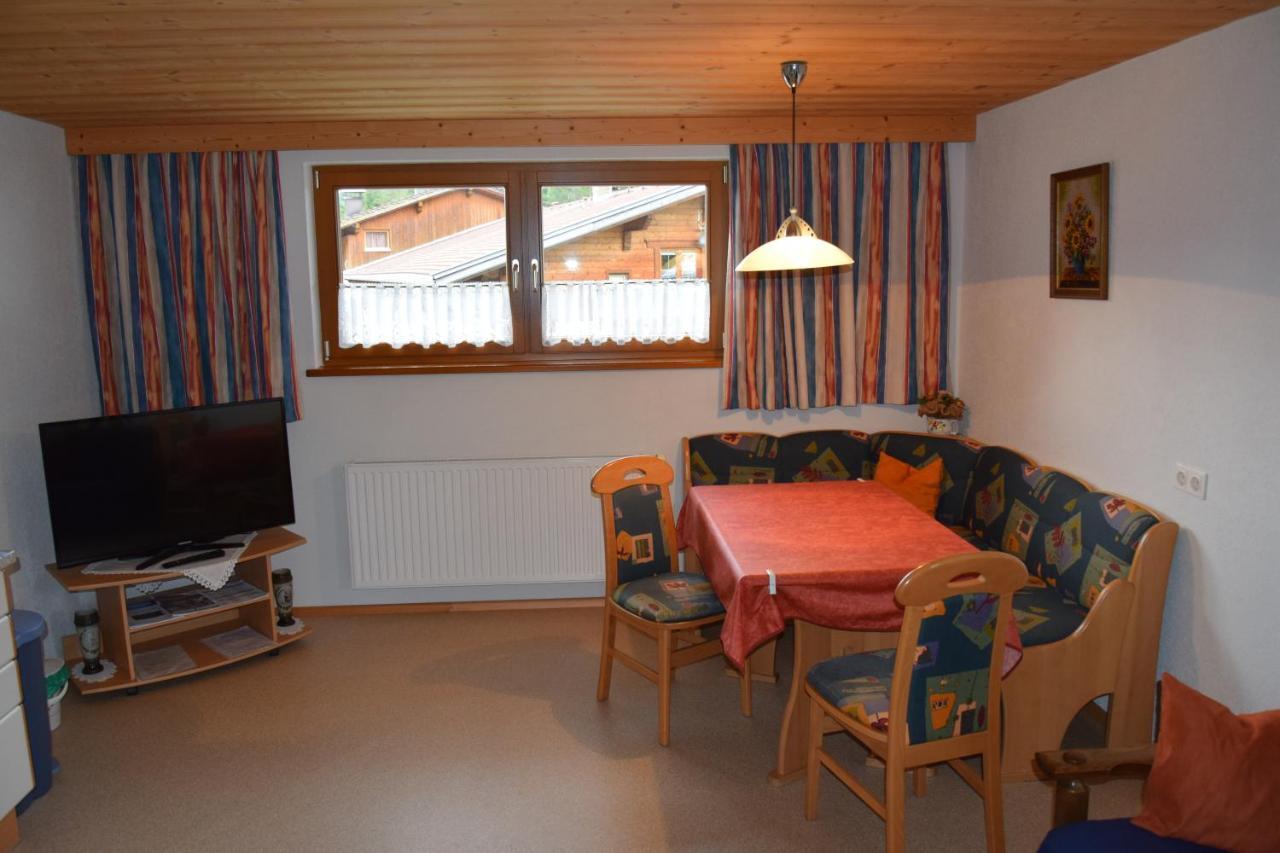 Ferienwohnung Gapp Elbigenalp Eksteriør billede